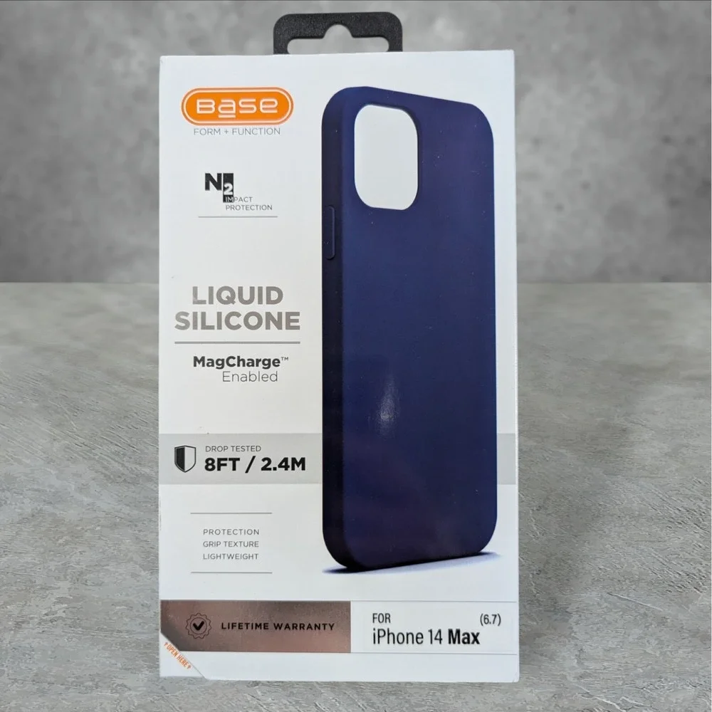 A3. Base Liquid Silicone MagCharge Case For Apple iPhone 14 Max (14 Plus) Blue
